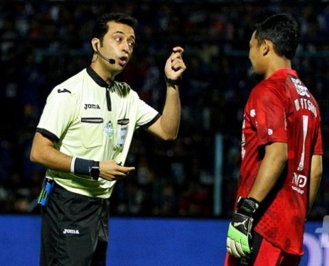  قضاوت داوران ایرانی در بازی ویتنام و مالزی