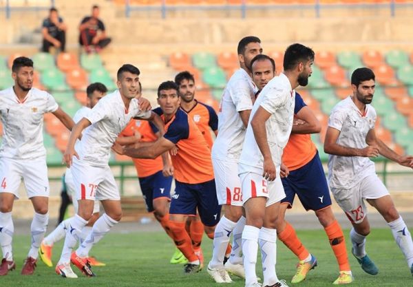 لیگ دسته اول فوتبال شکست خانگی بادران و سقوط به رده ششم مس رفسنجان به صدر رسید