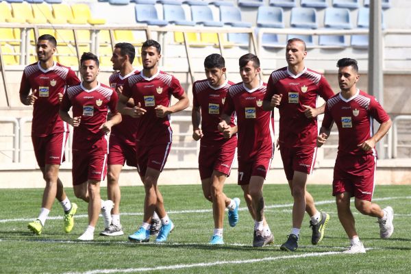  تمرین پنجشنبه سرخپوشان با حضور هواداران و رسانه‌ها