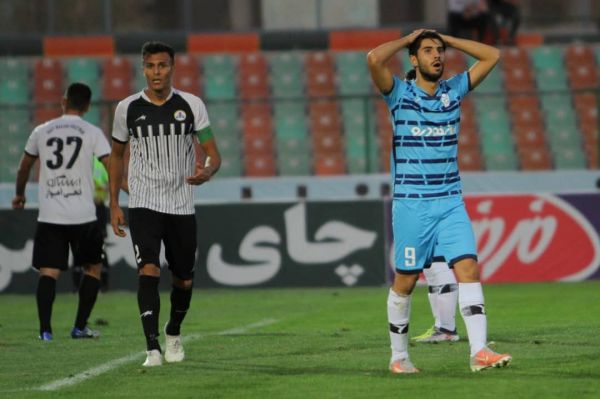 امامعلی محرومیت هواداران پرسپولیس به ضرر ما شد باید بازی واقعی خودمان را نشان دهیم