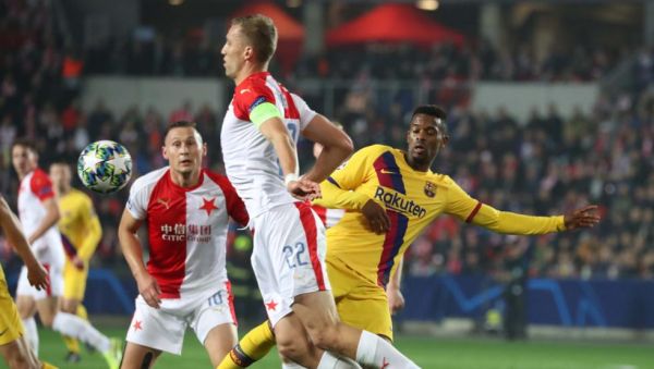  تقلید صدای میمون و رفتار نژادپرستانه علیه سمدو