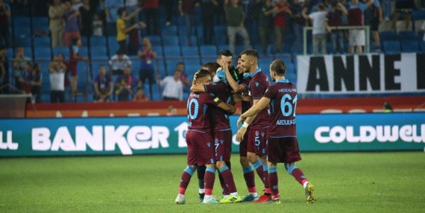 لیگ اروپا شکست خانگی ترابزون در شب نیمکتنشینی حسینی