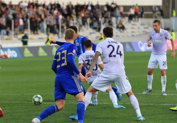 جام حذفی کرواسی لوکوموتیو در حضور محرمی صعود کرد