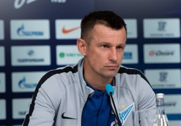  واکنش سرمربی زنیت به نیمکت‌نشینی سردار آزمون