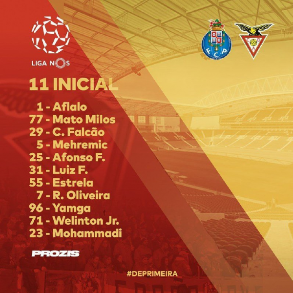 مهراد محمدی در ترکیب اصلی آوس مقابل پورتو