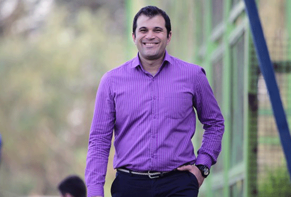 دهقانی برای صدور کارت بازی دو بازیکن جدید تیم، منتظر تصمیم مهاجری هستیم