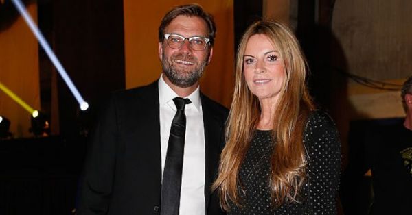  همسر کلوپ مانع حضور او روی نیمکت منچستریونایتد شد