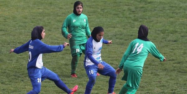  لیگ برتر فوتبال بانوان  دروازه آذرخش و بم باز هم بسته ماند سپاهان برنده دربی اصفهان