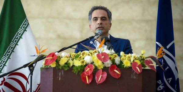 حدادیان استعفای اسدی او را مالک دیگر باشگاه برکنار کرد