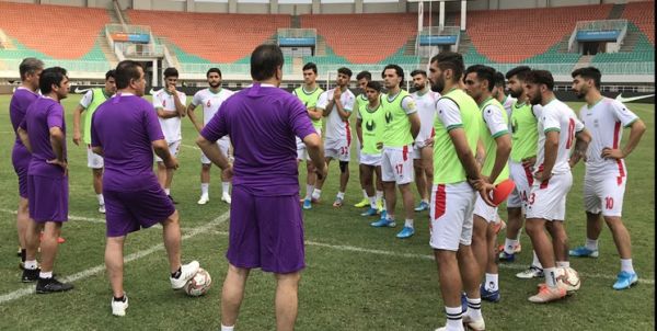 اعضاى تیم فوتبال امید ایران وارد دوحه شدند