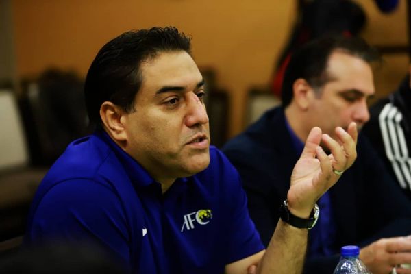 پیروانی با 3 سیستم و آرایش متفاوت بازی کردیم