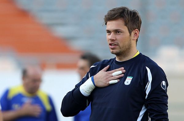  دانیال داوری  در ایران بعضی از بازیکنان مسخره‌ام می‌کردند