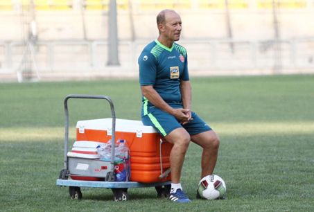 نادر باقری حامیان برانکو بهناحق به کالدرون حمله میکنند