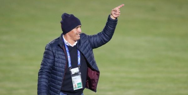  حاشیه دیدار نفت مسجد سلیمان و ذوب‌آهن  تارتار و منصوریان با هم رو در رو نشدند