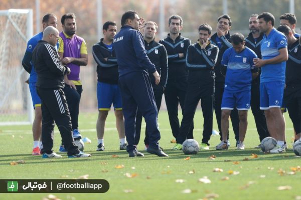  گزارش تصویری  ستاره‌های سابق سرخابی در کلاس‌های مربیگری