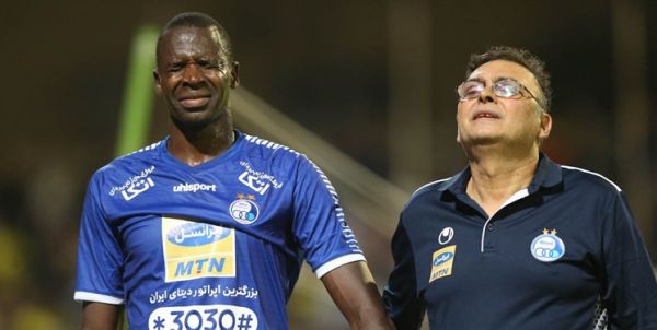 ابروی مهاجم جوان استقلال شکافت آسیب دیدگی دیاباته از قسمت دنده