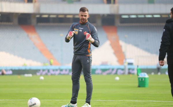 رادوشویچ آمادهام، ولی قرار نیست جلوی ذوبآهن بازی کنم