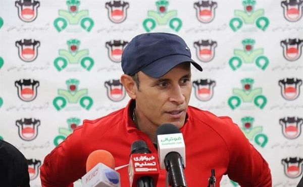  گل‌محمدی  تونل وحشت ما از بازی فردا شروع می‌شود  هیچ تنشی بین رحمتی و استقلالی‌ها به وجود نمی‌آید