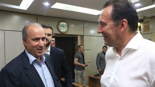  ویلموتس  با فدراسیون فوتبال ایران به توافق نرسیده‌ام