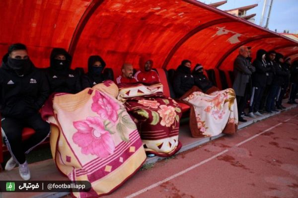 پیشکسوت تراکتور این تیم مریض شده است اگر تقوی میماند قهرمان لیگ برتر میشدیم