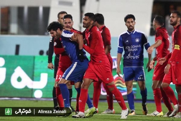 گزارش تصویری اختصاصی از دیدار دو تیم پرسپولیس و گل گهر