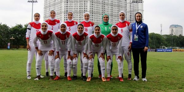  جدیدترین رده‌بندی فیفا اعلام شد بانوان ایران با یک پله صعود در رده هفتادم قرار گرفتند