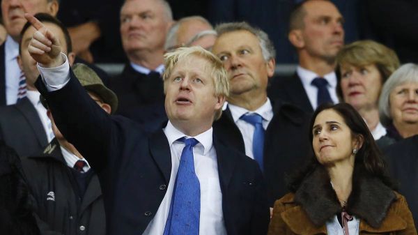 تبعات پیروزی حزب محافظهکار 65 درصد بازیکنان خارجی از انگلیس میروند