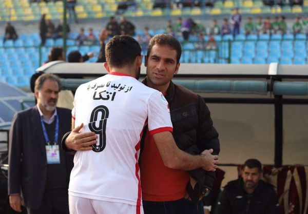 حواشی سایپا - پرسپولیس اعتراض سایپاییها به داور و تشویق کالدرون