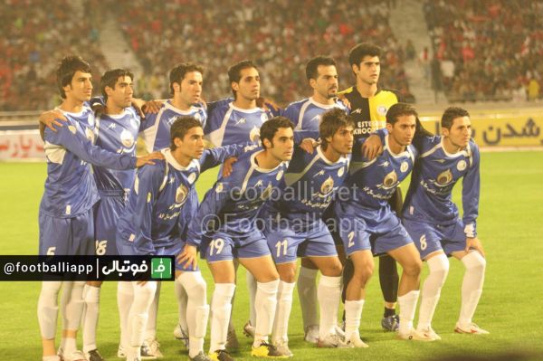  نوستالژى  استقلال اهواز در هفتمين دوره ليگ برتر در فصل ٨٧-٨٦ به مربيگرى فيروز كريمى   خبر تلخ امروز انحلال اين باشگاه پرطرفدار بود