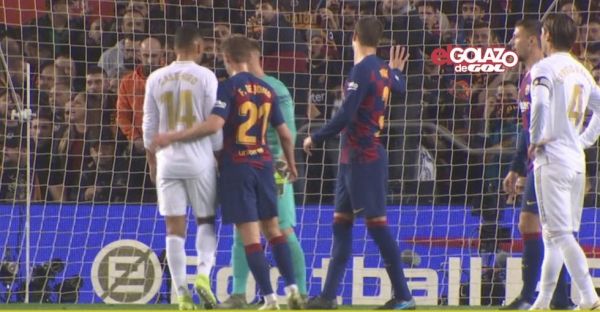  پیکه به هواداران بارسلونا  به راموس توهین نکنید