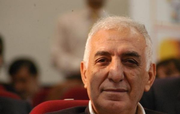 نوآموز یکبار برای همیشه بگوییم فقط مربی ایرانی و تمامش کنیم