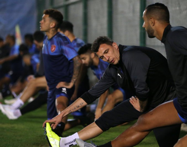 اولین تمرین سوپر ماریو با الدحیل در کنار بنعطیه برگزار شد