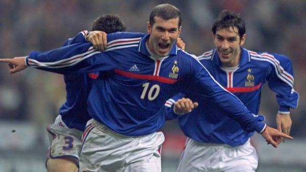 زیدان درسال 2001 بهتر شدم و بعد به رئال رفتم