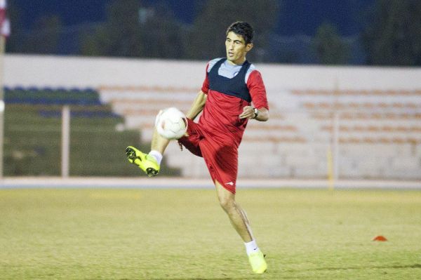  امرایی  نگران رقابت با مهاجمان پارس نیستم