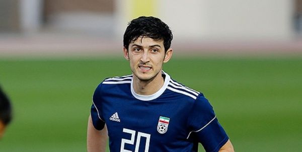  نیمکت نشینی سردار جلوی فنرباغچه