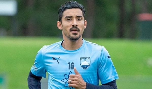  باشگاه سیدنی اف سی استرالیا فهرست بازیکنانش برای حضور در لیگ قهرمانان آسیا 2019 را اعلام کرد و نام رضا قوچان نژاد، مهاجم سابق تیم ملی کشورمان در این لیست قرار گرفت