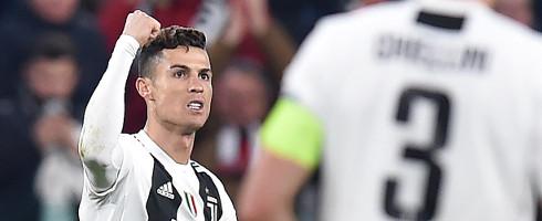 رونالدو یوونتوس به دلیل همین شبهای جادویی من را خرید