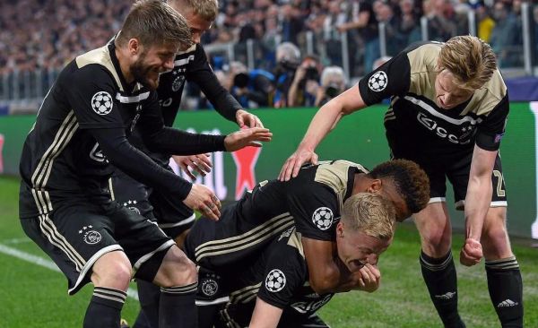 یوونتوس 1-2 آژاکس اروپای مات و مبهوت