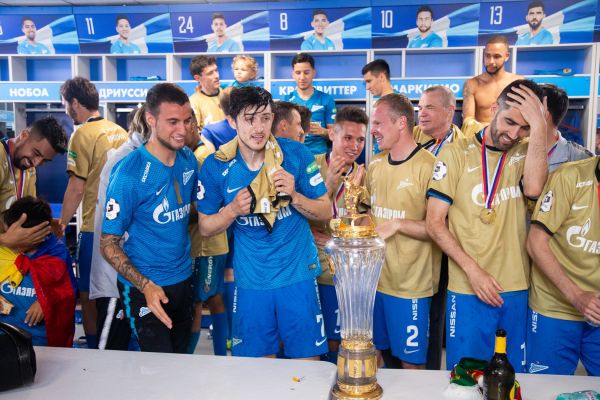  سردار آزمون  آمدنم به زنیت یک توافق خانوادگی بود