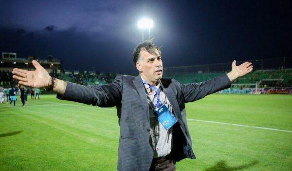  انتقاد شدید آذری از صدا و سیما  چرا بین استقلال و پرسپولیس با ذوب آهن تبعیض می‌گذارند