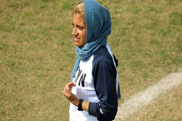 سرمربی تیم فوتبال بانوان شهرداری بم کمیته انضباطی ورود جدی تری داشته باشد