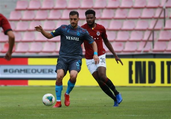 حسینی بهترین بازیکن ترابزوناسپور در نخستین نبرد اروپایی