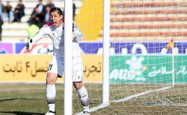  چرا ناصری استقلالی نشد