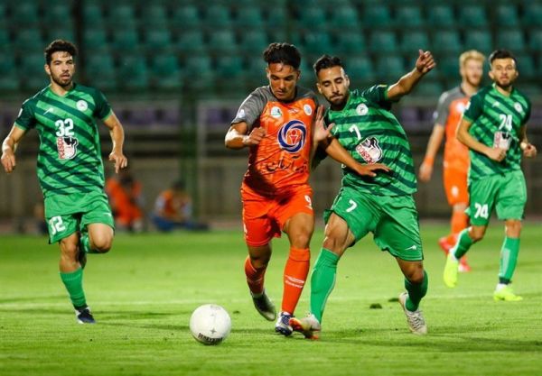 عباسی نگران نیستیم و در جمع مدعیان قرار میگیریم ذوبآهن مشکل فنی ندارد