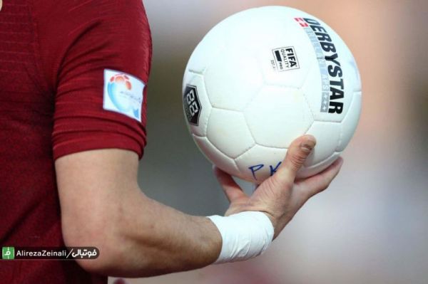  حق با بازیکنان بود  توپهای لیگ برتر درجه یک نیست