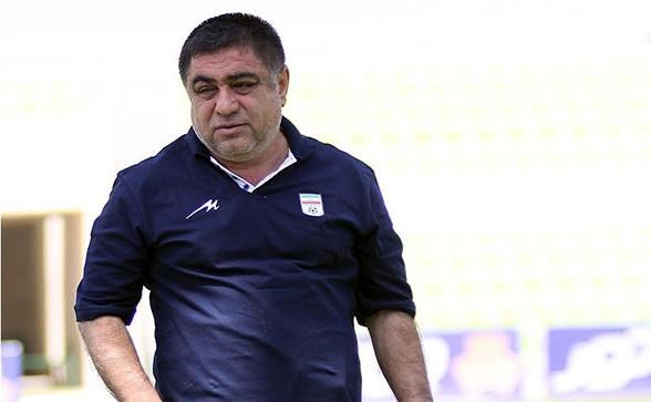 پیروانی تاسوعا و عاشورا دعا میکنم مشکلات اقتصادی حل شود دولت برای مشکلات فکری کند