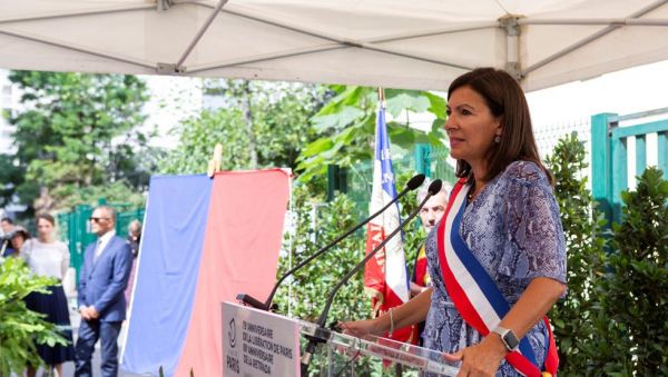 پیغام شهردار پاریس به نیمار برج ایفل را به افتخارت قرمز و آبی می کنیم