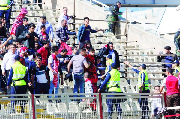 واکنش روزنامه پیروزی به لغو محرومیت هواداران تراکتور؛ یاشاسین کمیته انضباطی