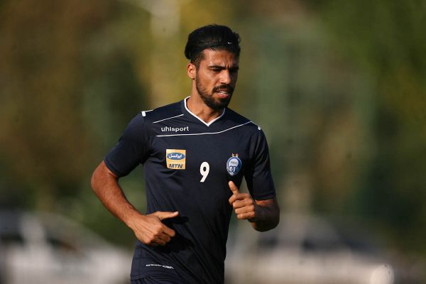 گفتوگوی هافبک آبی پوشان با استراماچونی