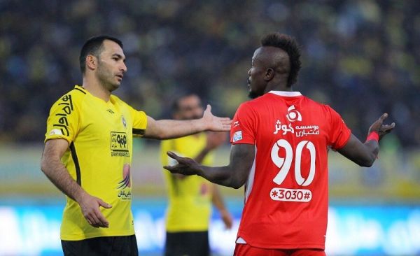 پورقاز شاید باید سرخابی باشم که به تیم ملی برسم